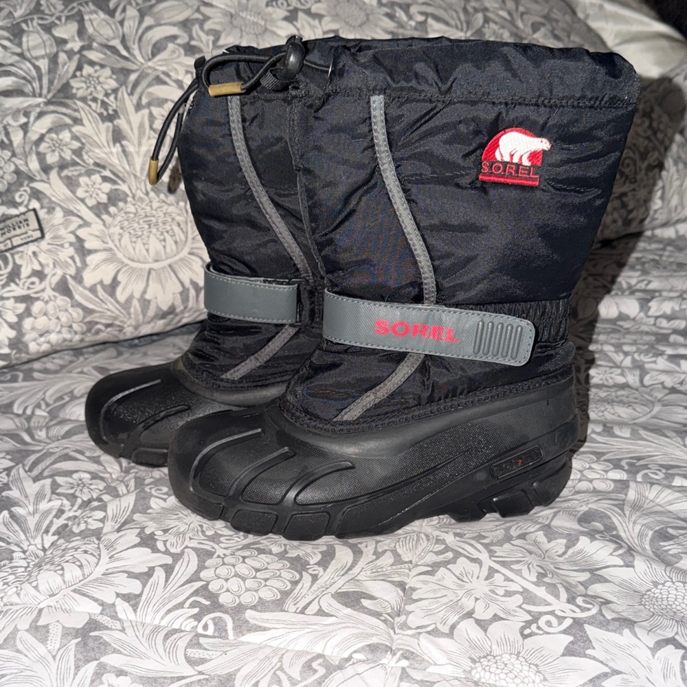 Sorel Black and Gray Kids Winter Boots, worn once